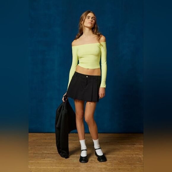 BDG Alex Off-The-Shoulder Top Urban Outfitters NWT/NWOT - Picture 6 of 11